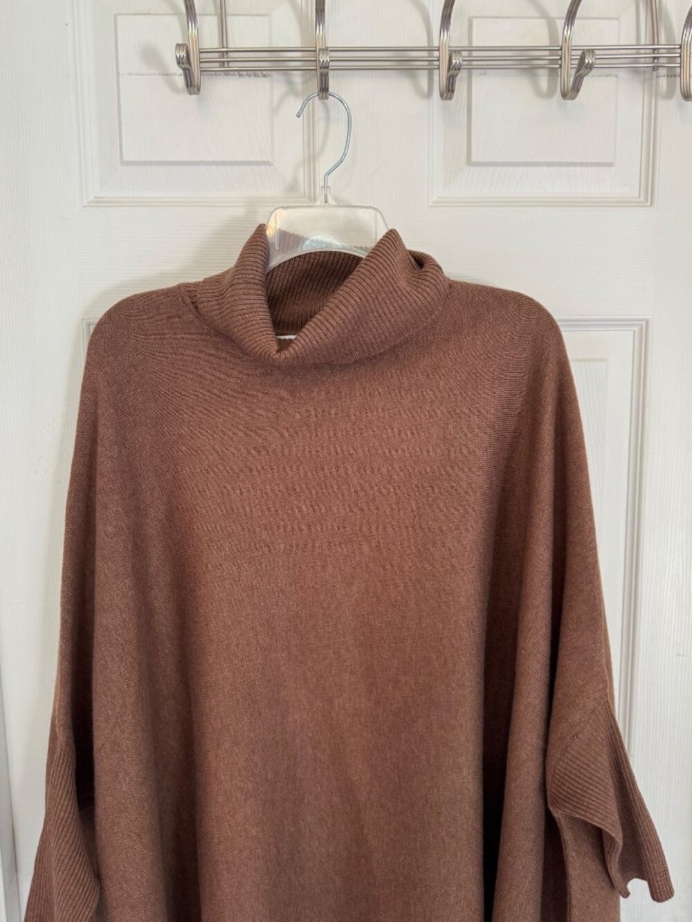 Magaschoni Poncho Sweater Brown Turtleneck Dolman Sleeve Fringe Hemline Knit L - Picture 4 of 11
